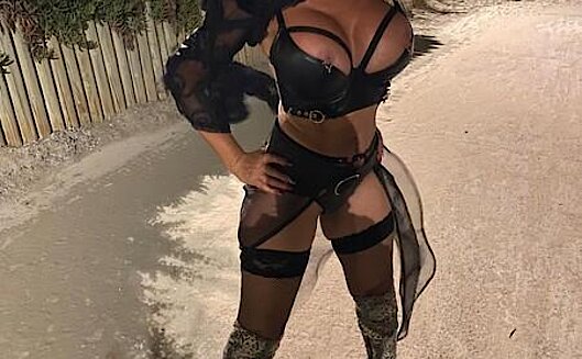 Anja 